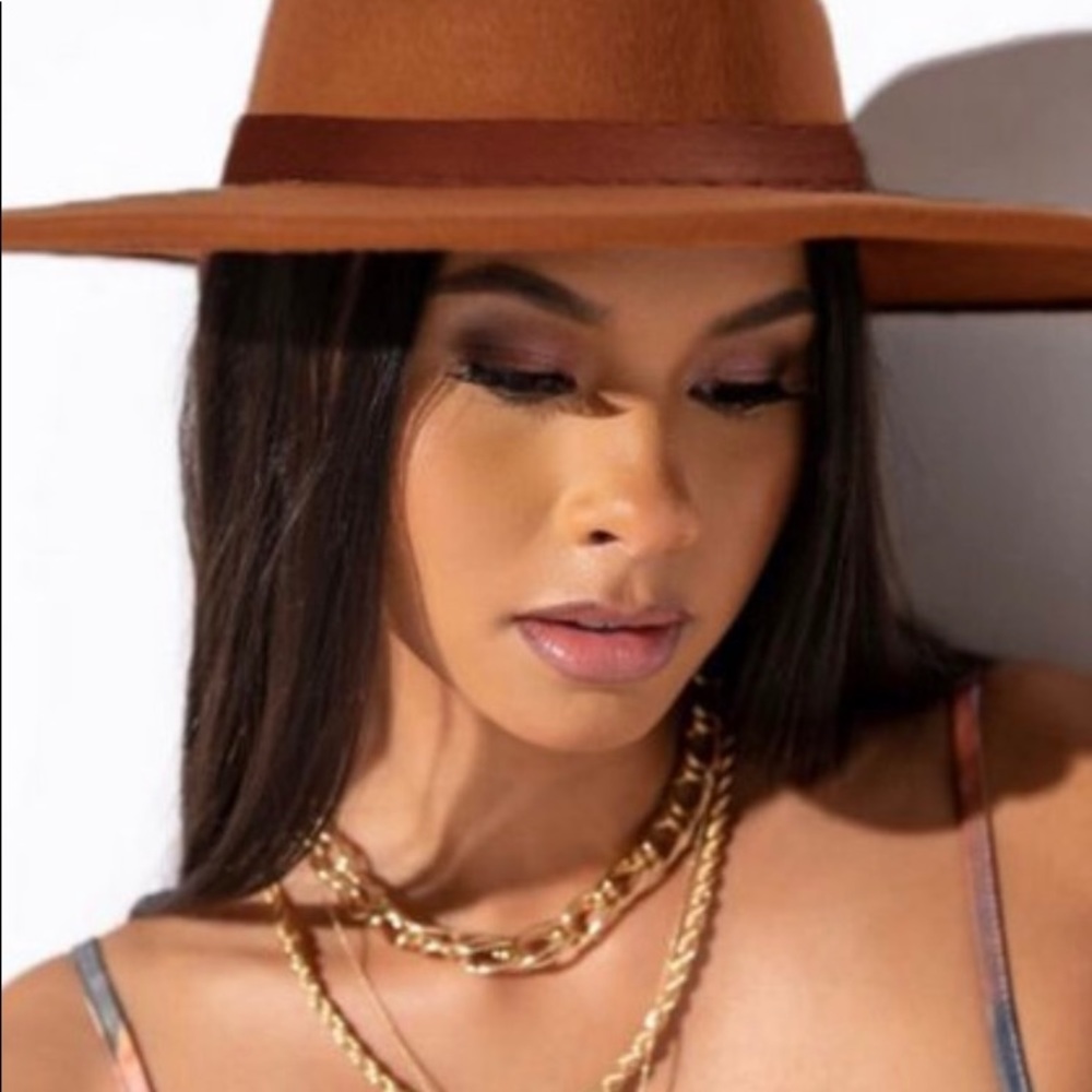 Buckle Design Fedora hat